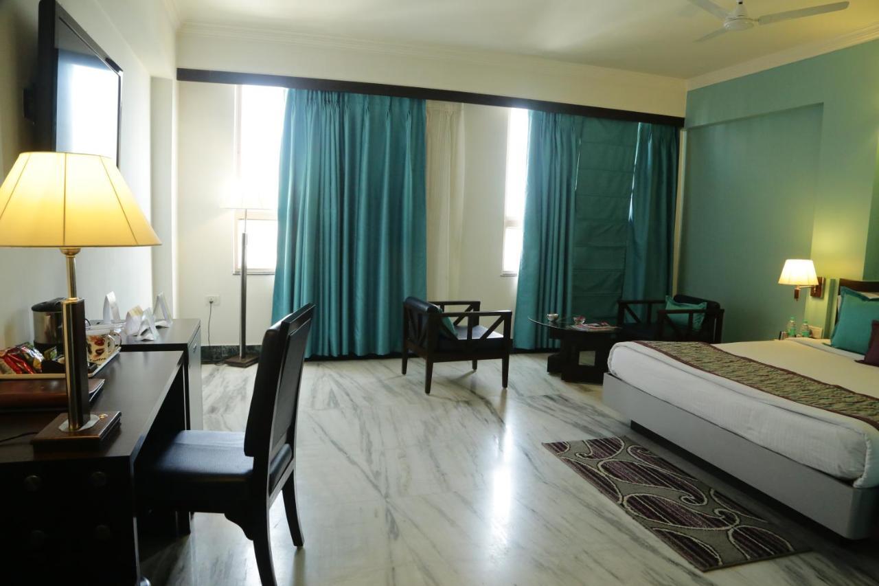 Hotel Capitol Residency à Ranchi Extérieur photo