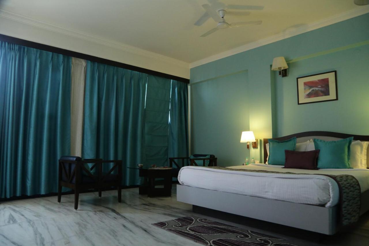 Hotel Capitol Residency à Ranchi Extérieur photo